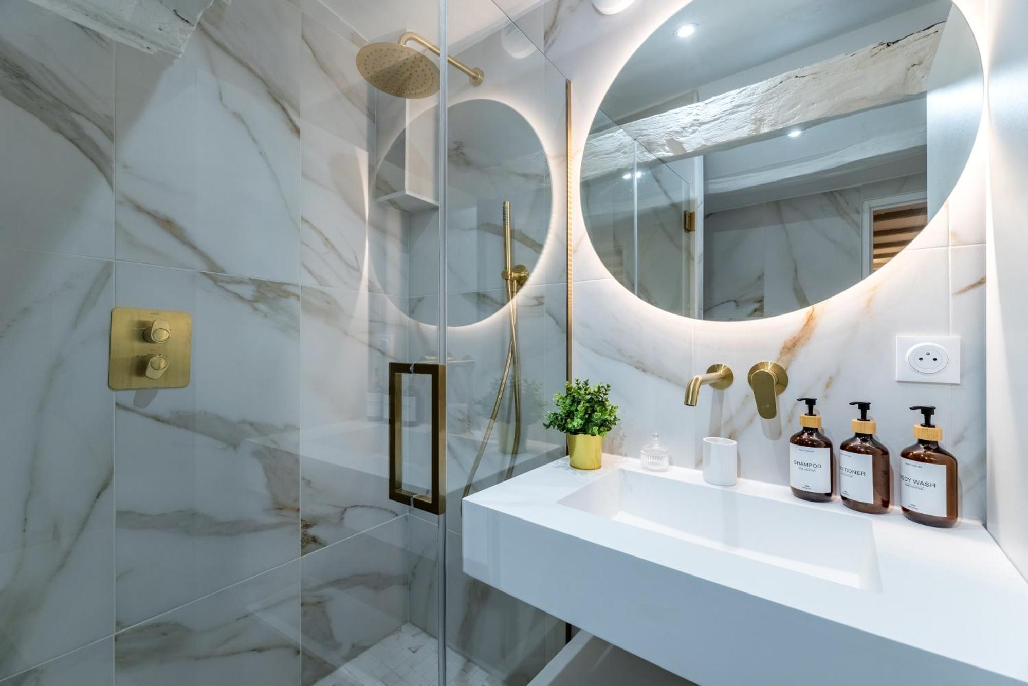 Suite Cathedrale Haut De Gamme + Parking - N°8 ルーアン エクステリア 写真